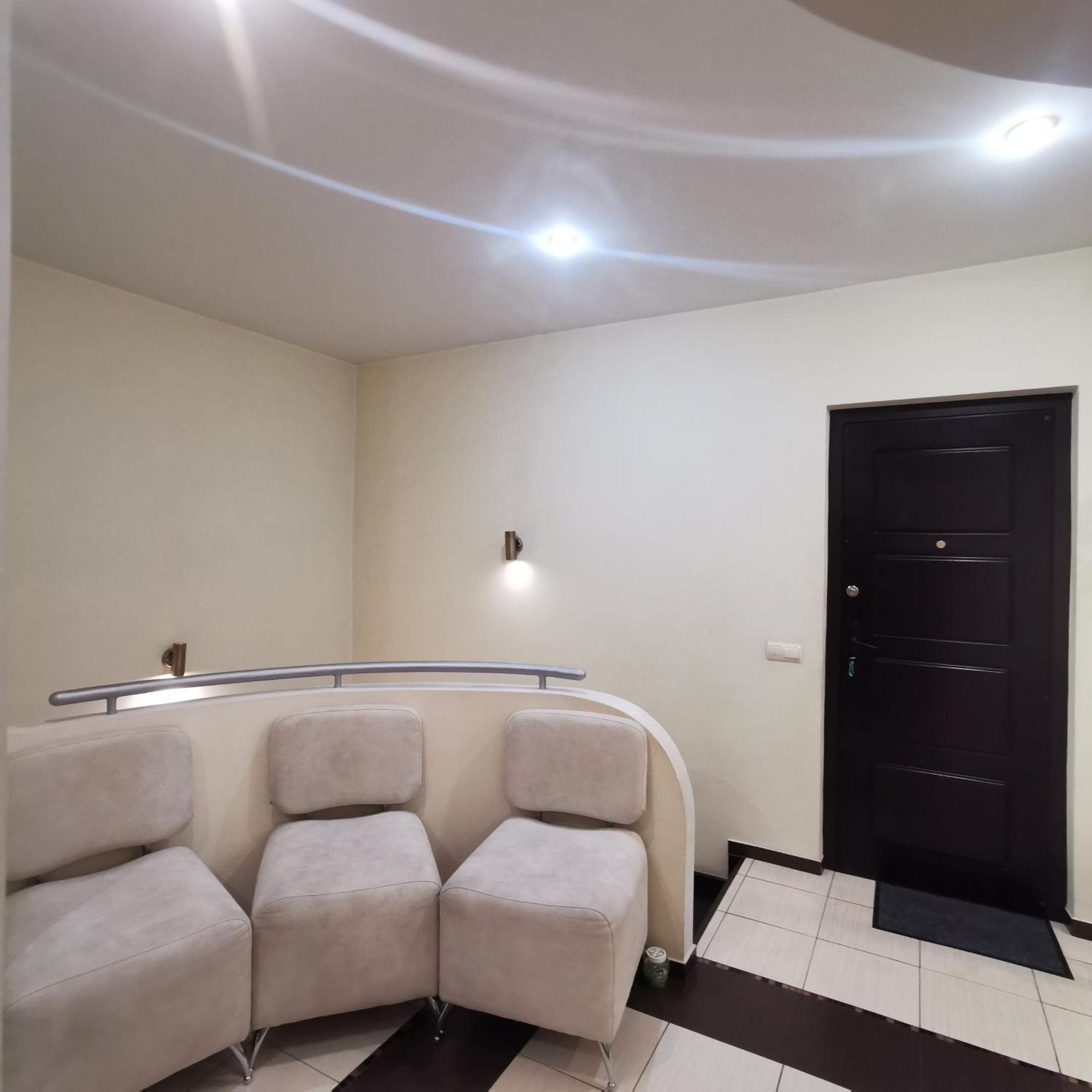 Big Apartment In Rivne Center Εξωτερικό φωτογραφία