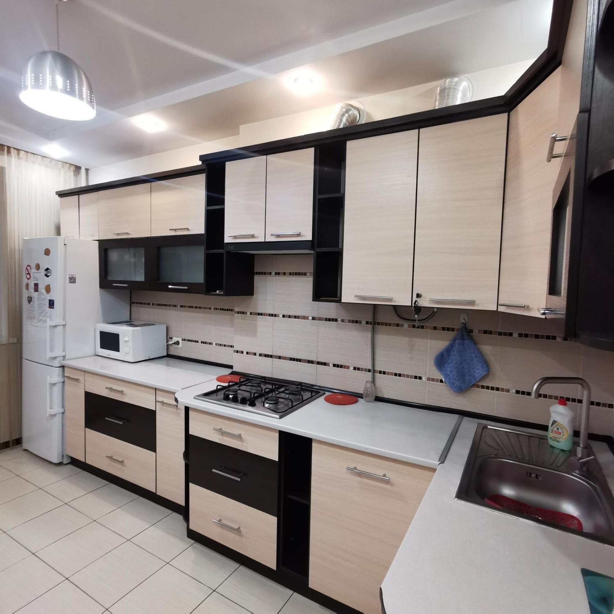 Big Apartment In Rivne Center Εξωτερικό φωτογραφία